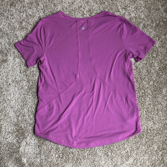 Lululemon Top - Picture 1 of 2